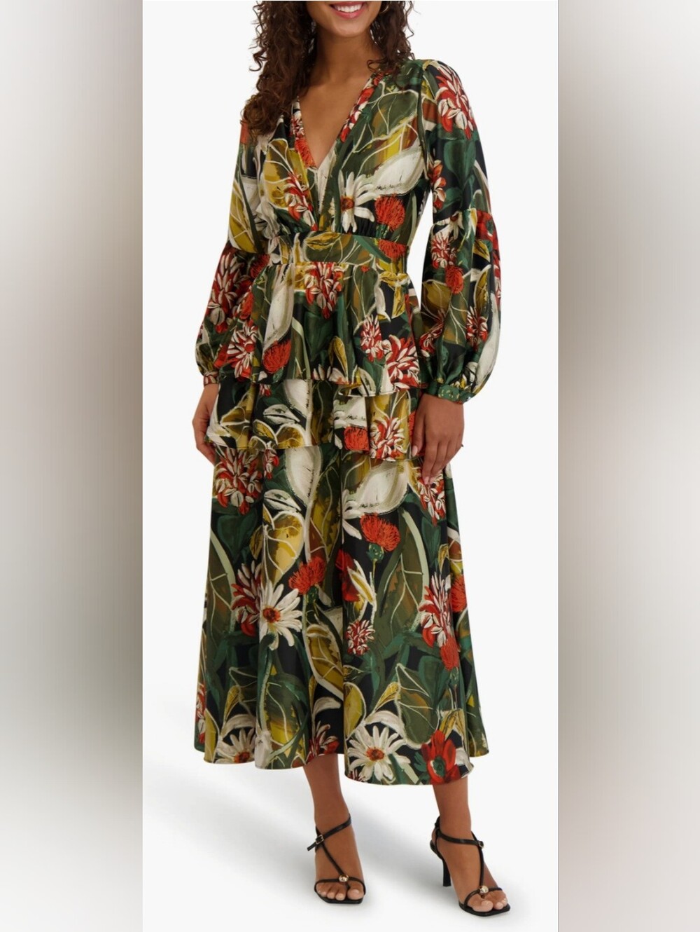 NWT, Siena Floral Long Sleeve Maxi Dress in Green and Red